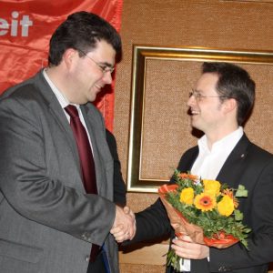 Tobias Eckert gratuliert dem Landtagskandidaten